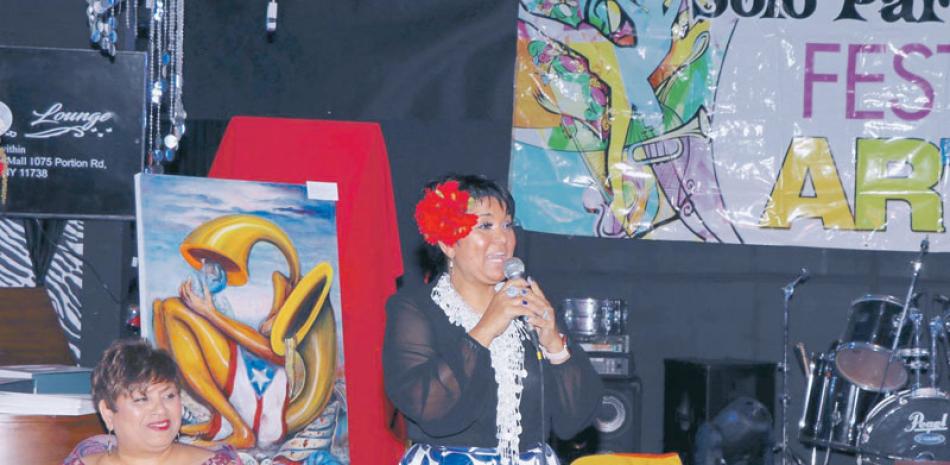 La autora. Lourdes Batista dice el festival fué un éxito rotundo.