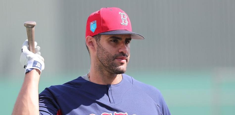 J.D. Martínez representó 23,75 millones del total de la nómina de los Medias Rojas de Boston en la temporada pasada de las Grandes Ligas.