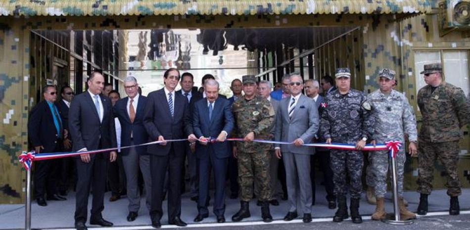 Obras. Danilo Medina inauguró las instalaciones donde operará la Fuerza de Tarea Conjunta e Interagencial Copey.