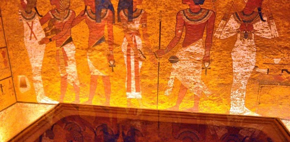 Vista del interior de la tumba de Tutankamón en Luxor, en el sur de Egipto.