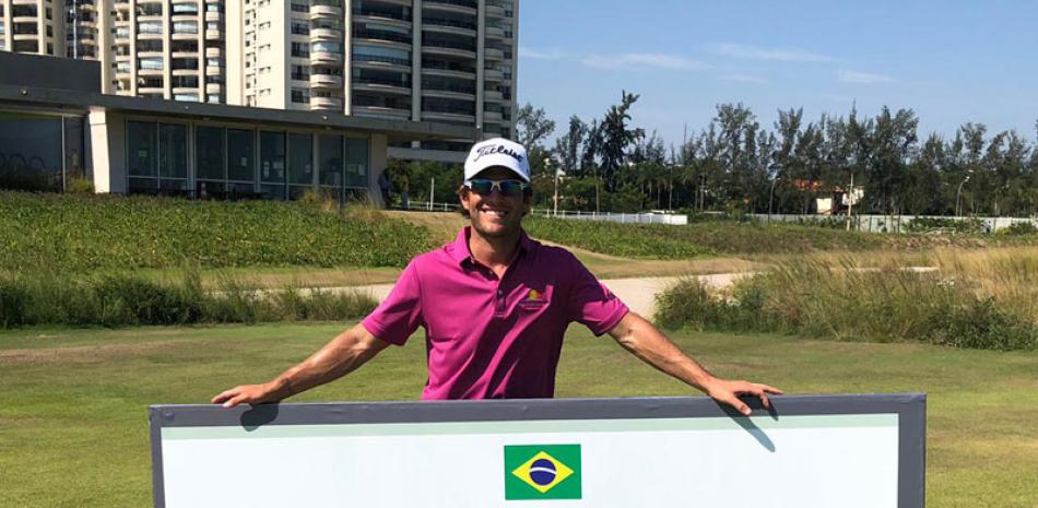 Willy Pumarol sigue su ascendente carrera en el golf.