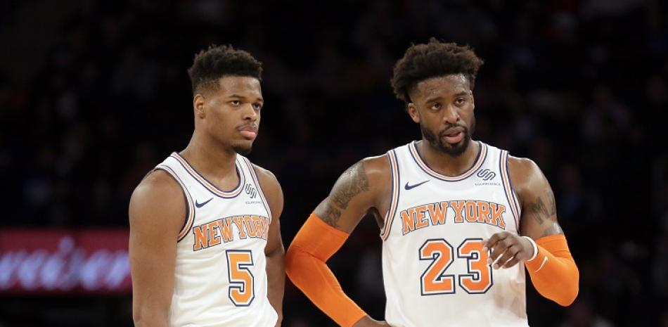 Dennis Smith Jr. y Wesley Mathews son dos de los más recientes jugadores adquiridos por los Knicks.