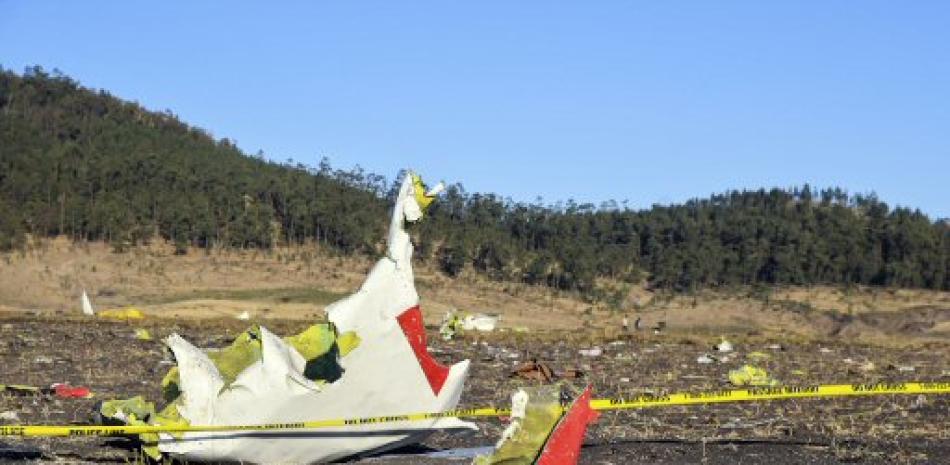 Imágenes del avión que se estrallo en Etiopía. FOTO AP