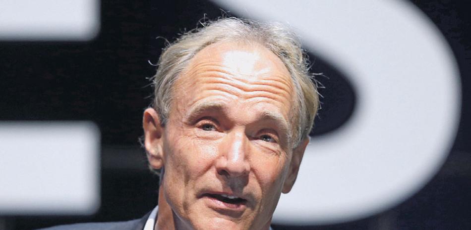 Tim Berners-Lee es físico e informático. AP