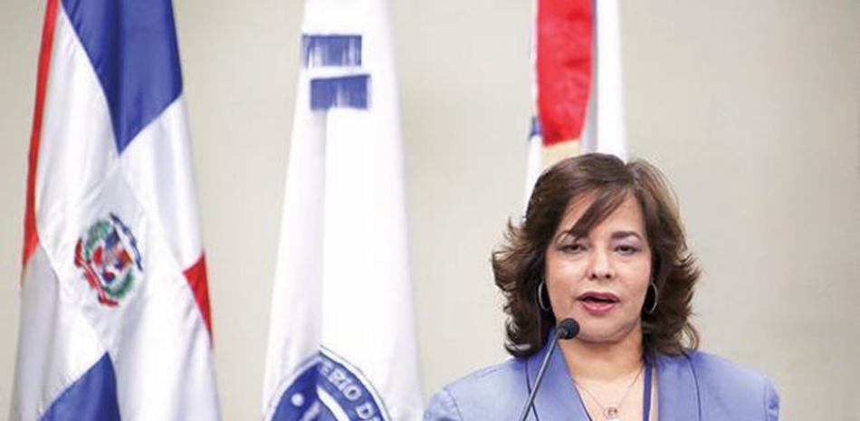 Yokasta Guzmán, directora de Compras y Contrataciones del Estado.