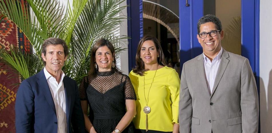 Javier Moro, Denisse Medina, María Meló de Esteban y Augusto Ramírez.