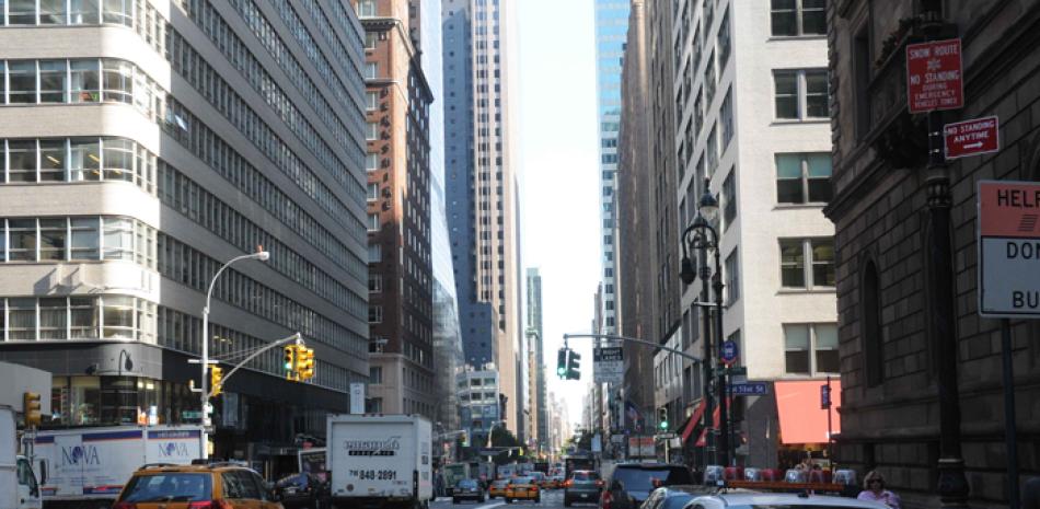 El objetivo del peaje en el bajo Manhattan es racaudar hasta US$1,000 millones al año para acometer obras y reparaciones en la ciudad. EFE / AFP