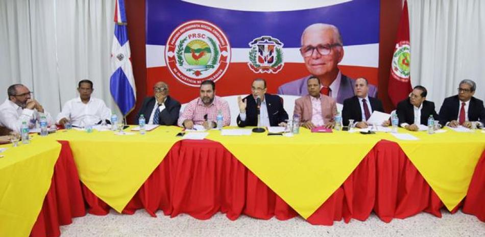 El Partido Reformista Social Cristiano reunió ayer su Directorio Presidencial en la sede central de la organización.