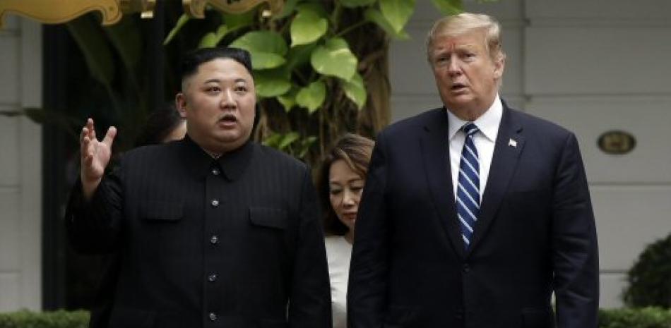 Donald Trump y Kim Jong Un durante su último encuentro / Foto AP