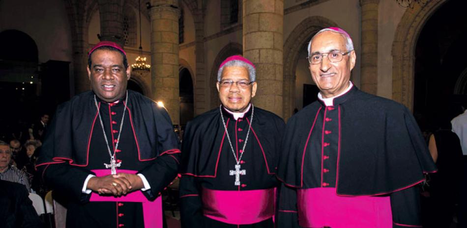 Obispo Jesús Castro, Monseñor Francisco Ozoria y el Nuncio Apostólico, Ghaleb Bader.