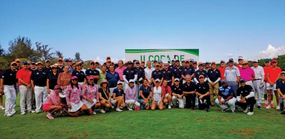 Grupo de jugadores participantes en la edición 2019 de la Copa TEAM de Golf de Golf que se jugó en el Romana Country Club de Casa de Campo.