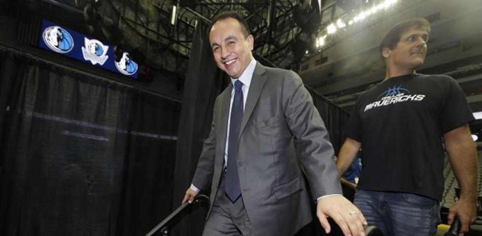 Gersson Rosas es el primer latino que alcanza la posición de presidente de un equipo de la NBA.