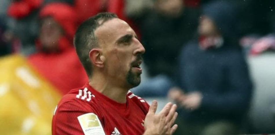 Franck Ribery festeja luego de marcar uno de los dos goles que tuvo el Bayern