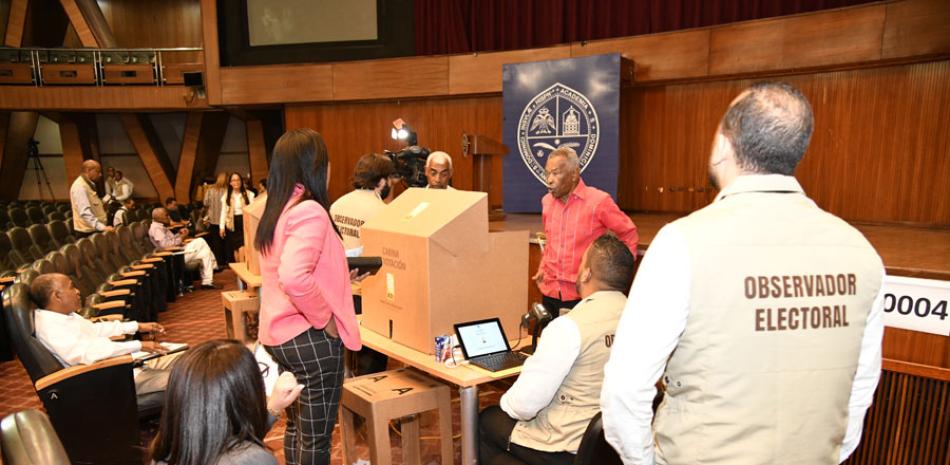 En la próxima elecciones municipales, legislativas y presidenciales se usará por primera vez el voto automatizado. VÍCTOR RAMÍREZ/LISTÍN DIARIO.