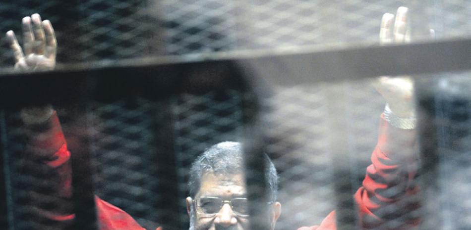 Mursi pasará a la historia como el primer presidente democrático tras la revolución egipcia de 2011. AP