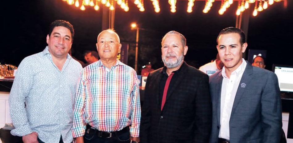 Melchor González, Miguel Salcé, Pedro Guzmán y Joel Guzmán. LD.