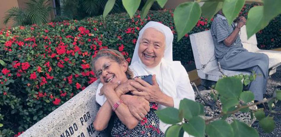 En el Hospicio San Vicente de Paúl sirven las Hermanas Dominicas de la Caridad.