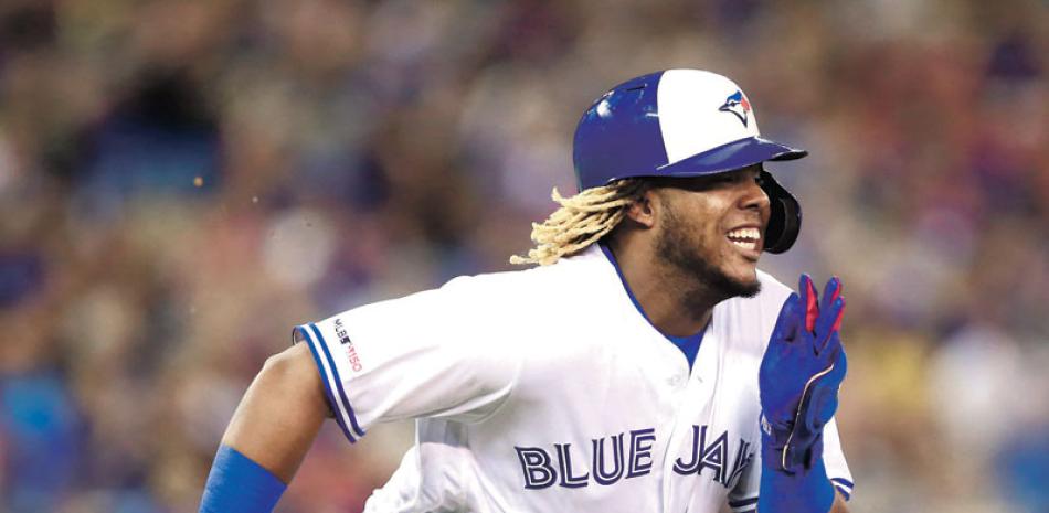 Vladimir Guerrero Jr. ligó un par de hits en el triunfo de los Azulejos de Toronto. AP