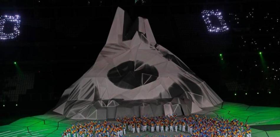 Vistosa ceremonia de los Juegos Panamericanos de Lima, Perú.