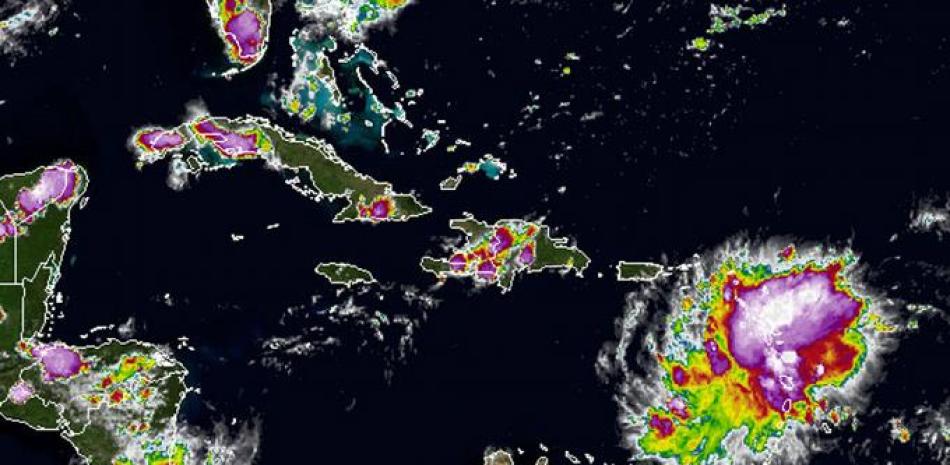 La depresión tropical está en movimiento al sur de Puerto Rico.