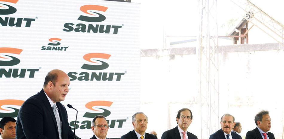 El presidente Danilo Medina encabezó la inauguración de la moderna planta de alimentos. JOSÉ A. MALDONADO / LD