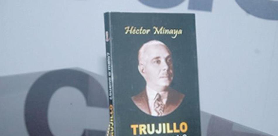 El libro fue impreso en Editora Corripio.