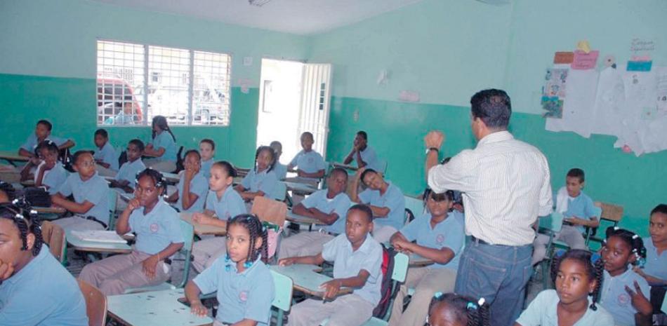 Estudios arrojan como resultado que República Dominicana tiene un bajo desempeño en lectura y matemáticas. ARCHIVO
