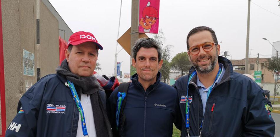 Felipe Vicini, presidente de Creso, junto a Manuel Antuña y Manuel Luna, de Creso.