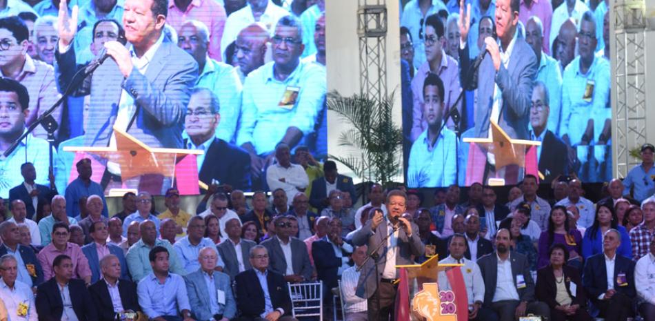 El expresidente Leonel Fernández encabezó ayer su primer acto masivo como precandidato oficial del PLD, en el Centro Convenciones de Sans Soucí.