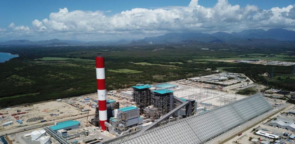 La termoeléctrica a carbón de Punta Catalina, en Peravia, se inició en diciembre de 2013 y actualmente está en período de prueba para su operación en línea.