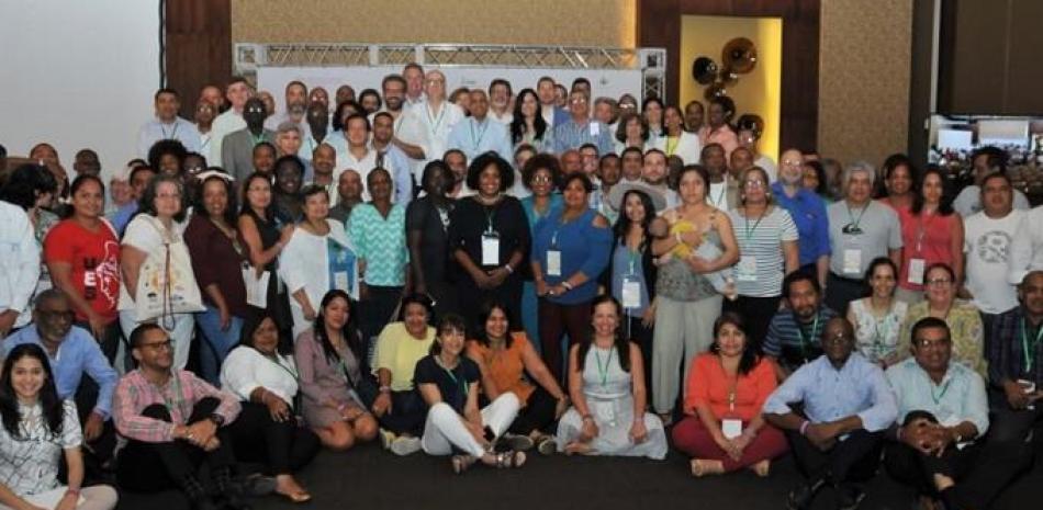 Delegación de participantes  en el Lanzamiento del Decenio de Agricultura Familiar 2019-2028, organizado por la FAO.