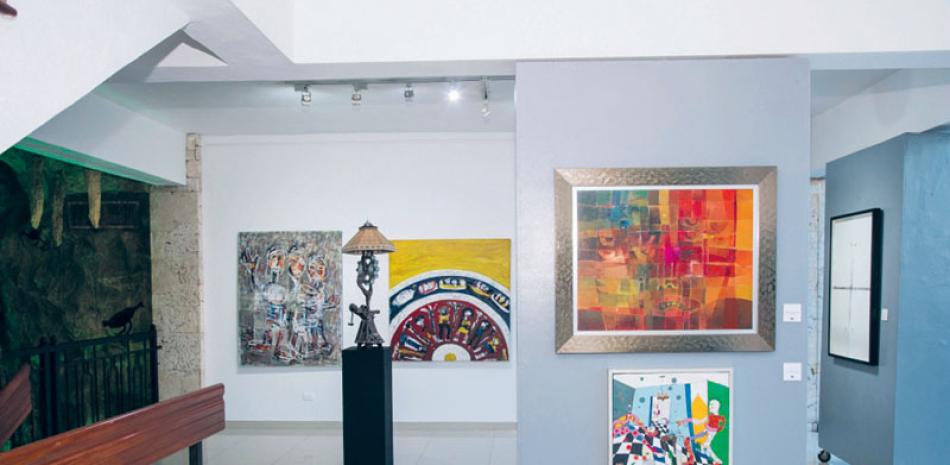 El centro ha recibido tres galardones de la Asociación de críticos de Arte, de (Unibe) y de la Cámara de Comercio de San Cristóbal.