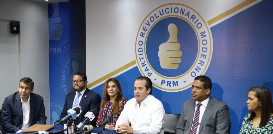 Dirigencia de PRM recibe a Participación Ciudadana.