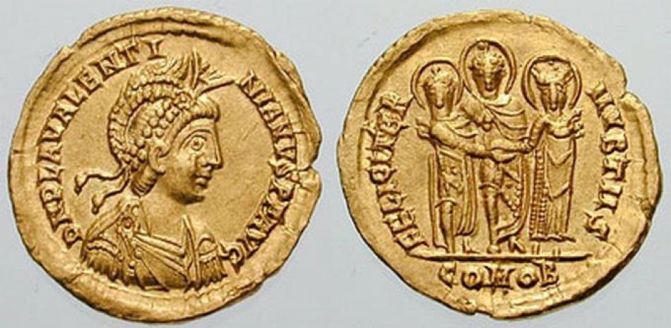 Foto de monedas de  Valentiniano III. Crédito Wikipedia