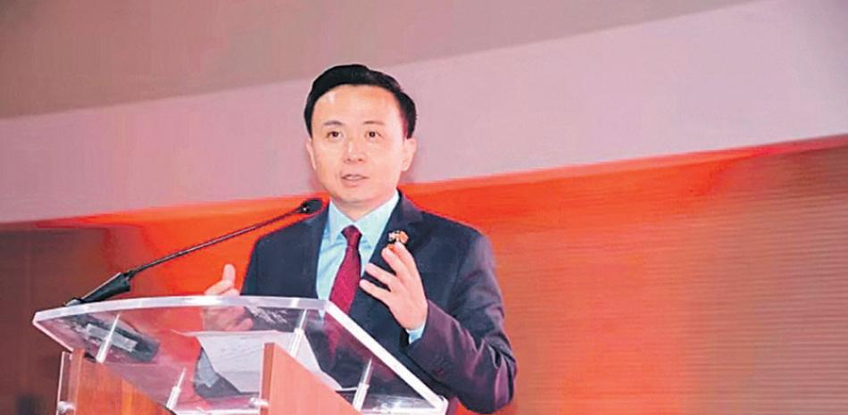 Zhang Run es el embajador de República Popular de China en República Dominicana.
