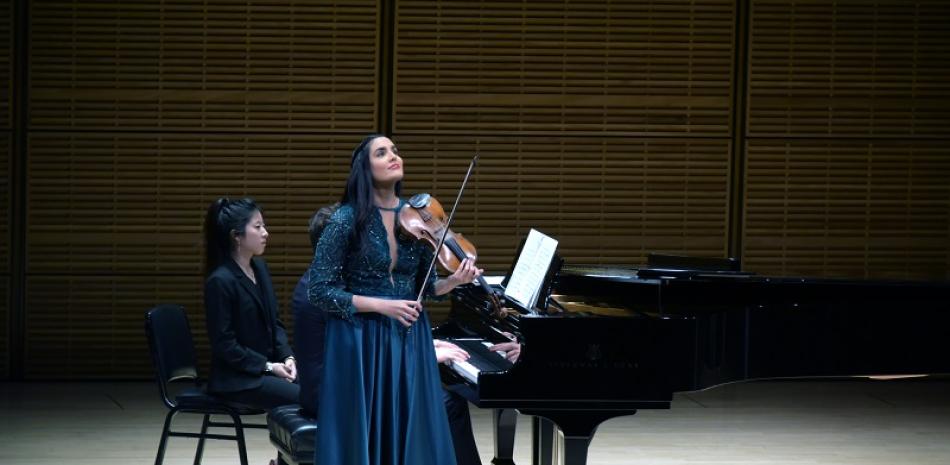 Aisha Syed durante su presentación en el Carnegie Hall en Nueva York.