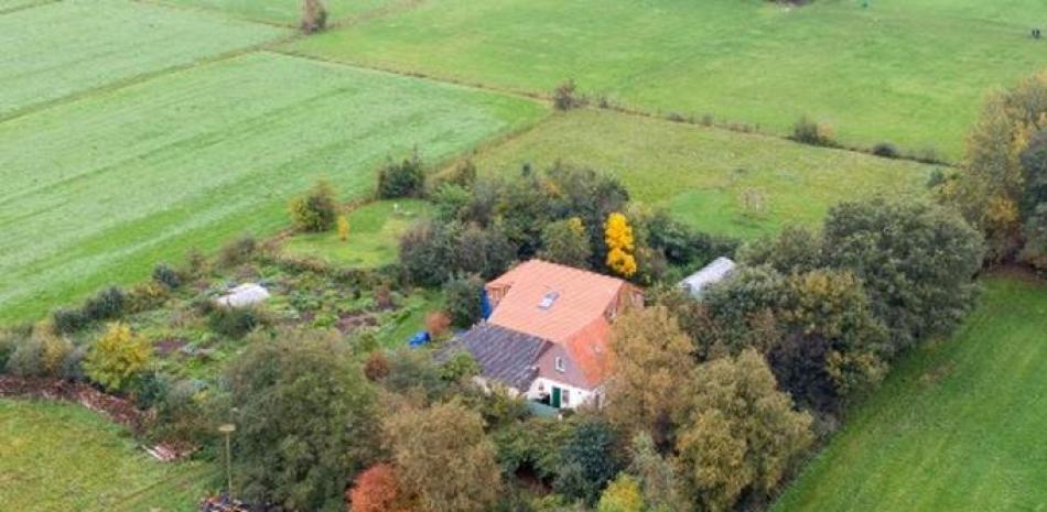 Granja donde vivía la familia recluida. Foto AFP.