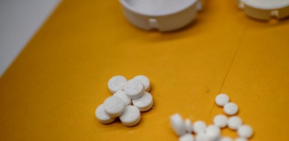 Esta imagen de ilustración de archivo muestra tabletas de analgésico opioide Oxycodon entregado con receta médica. Eric Baradat/AFP.