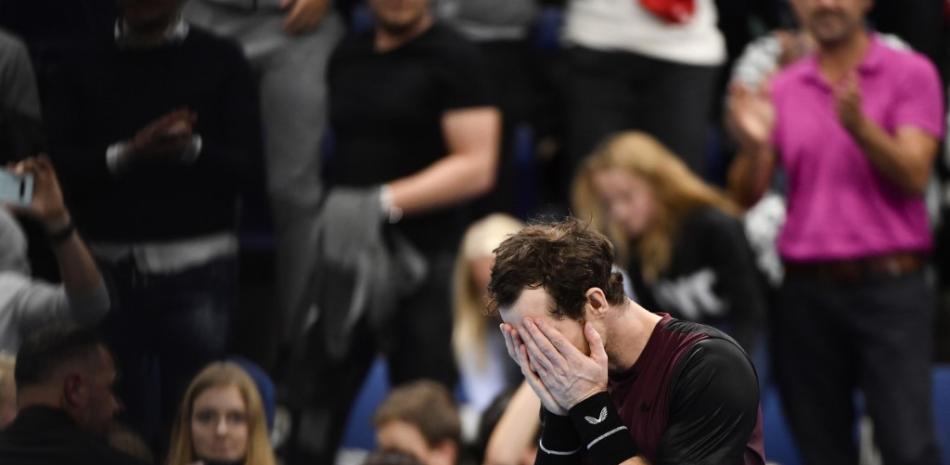 El tenista Andy Murray al llorar de felicidad. Agencia AFP.