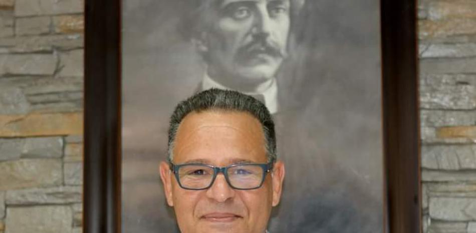 Fotos: El juez Eliseo Pérez y del pintor Wilfredo Soto (Guilo)
