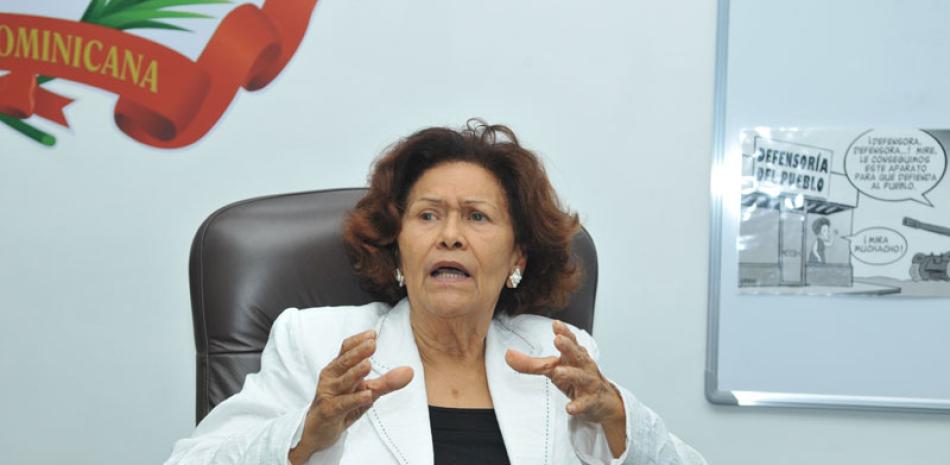 Zoila Martínez Guante, la defensora del pueblo.