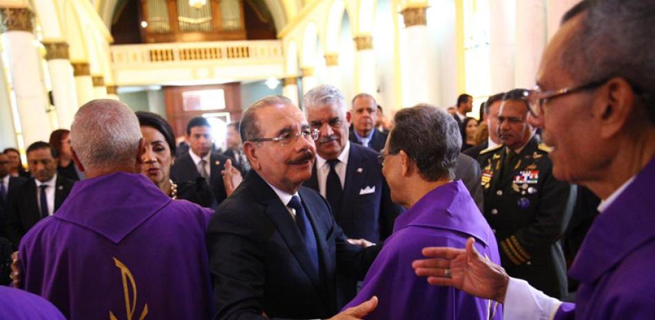 Obispos dieron condolencias al presidente Medina.