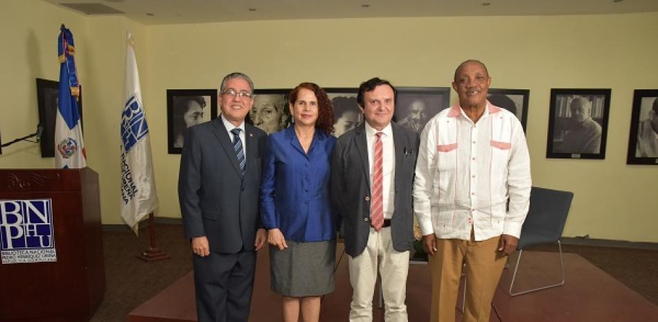 Luis Martin Gómez, Angela Hernández, Danilo Manera y Mateo Morrison