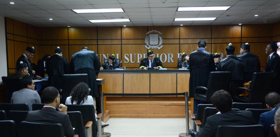 El pleno del Tribunal Superior Electoral (TSE) falló a favor de la candidatura presidencial de Leonel Fernández por el Partido de los Trabajadores (PTD). ARCHIVO/