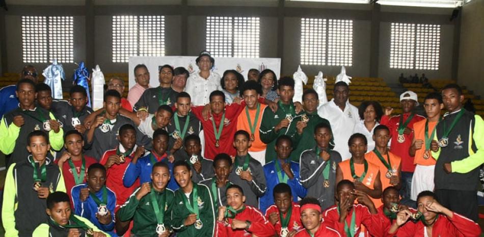 La Zona Metropolitana se coronó campeón en boxeo tras los resultados de ayer en el Pabellón Multiusos Fidel Mejía, de Sabana Gande de Boyá.