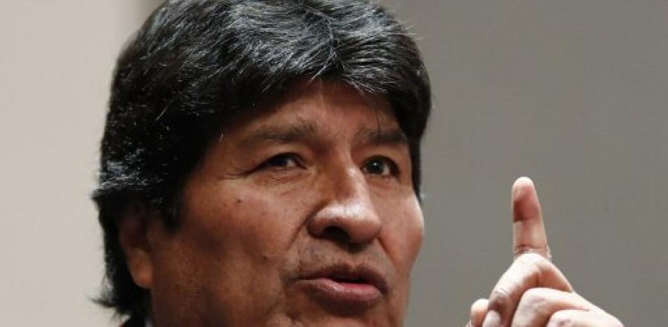 Fotografía de archivo del 20 de noviembre de 2019 del expresidente de Bolivia Evo Morales durante una conferencia de prensa en Ciudad de México (México). EFE/José Méndez/ARCHIVO