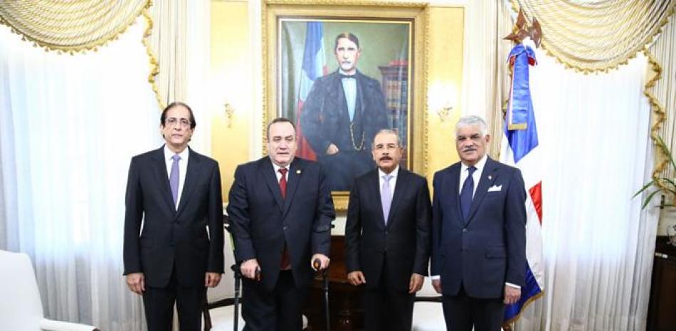 Danilo Medina recibió la visita, en noviembre pasado, de Alejandro Giammattei