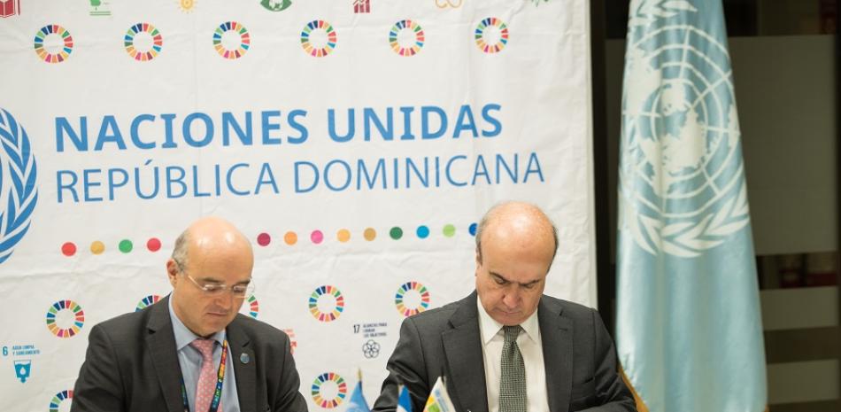 El Secretario General de la OEI, Mariano Jabonero, y el Coordinador Residente del Sistema de la ONU en República Dominicana, Mauricio Ramírez Villegas.