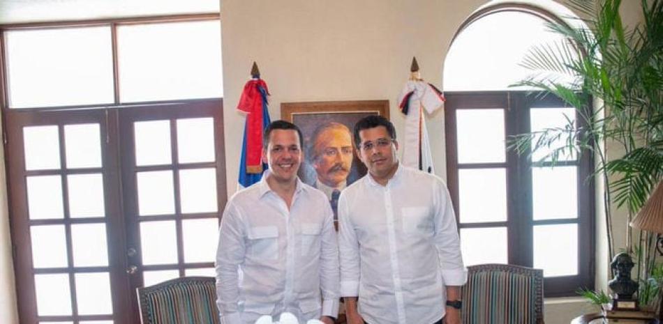 Hugo Beras y David Collado, tras la renuncia del primero a la candidatura a alcalde del PRD en el Distrito Nacional.