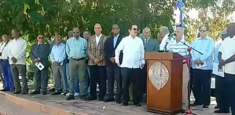 Captura de transmisión en vivo del acto realizada la mañana de este domingo frente al Palacio Nacional. Crédito LISTÍN DIARIO